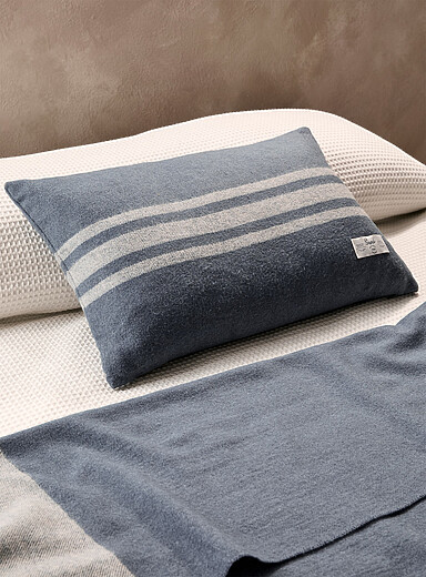 Simons Maison: Le coussin d&eacute;houssable &agrave; rayures pure laine 40 x 60 cm Taupe
