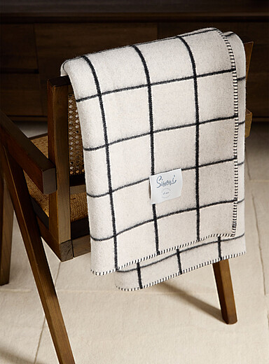 Checkered pure wool reversible throw 130 x 170 cm