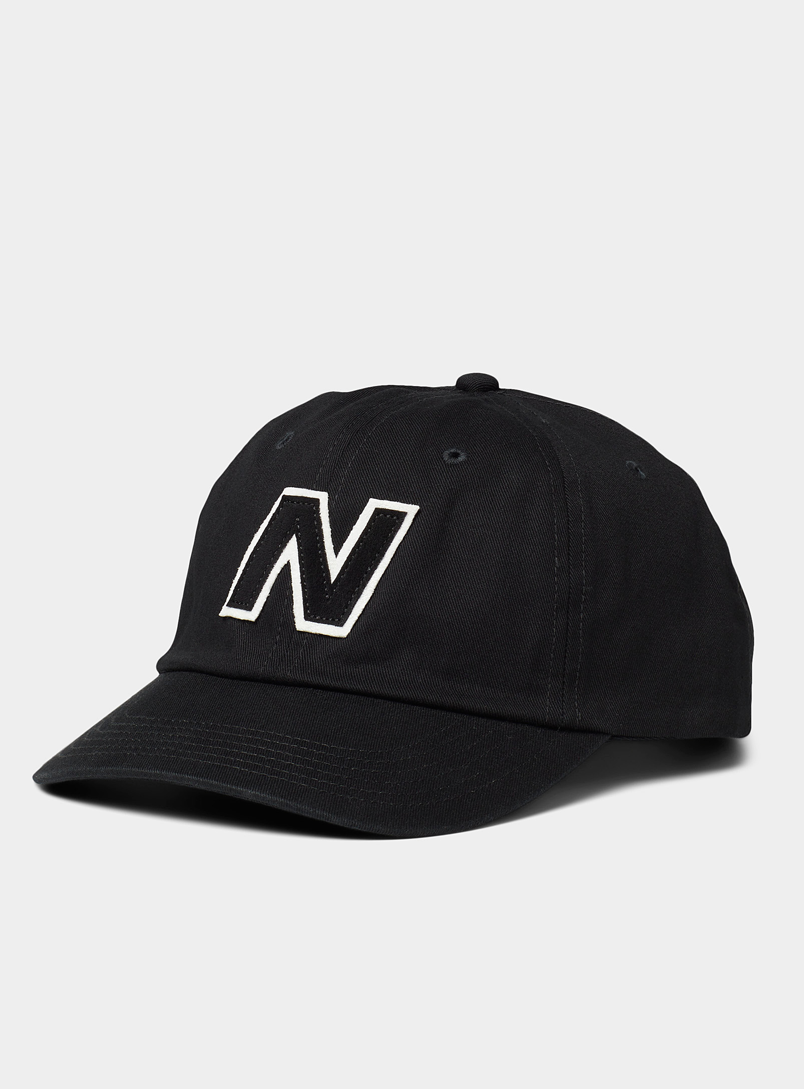 New Balance Logo Patch Baseball Cap In Black