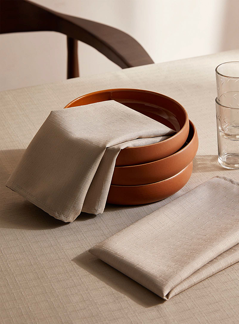 Simons Maison: Les serviettes de table polyester recyclé grèges Ensemble de 2 Sable