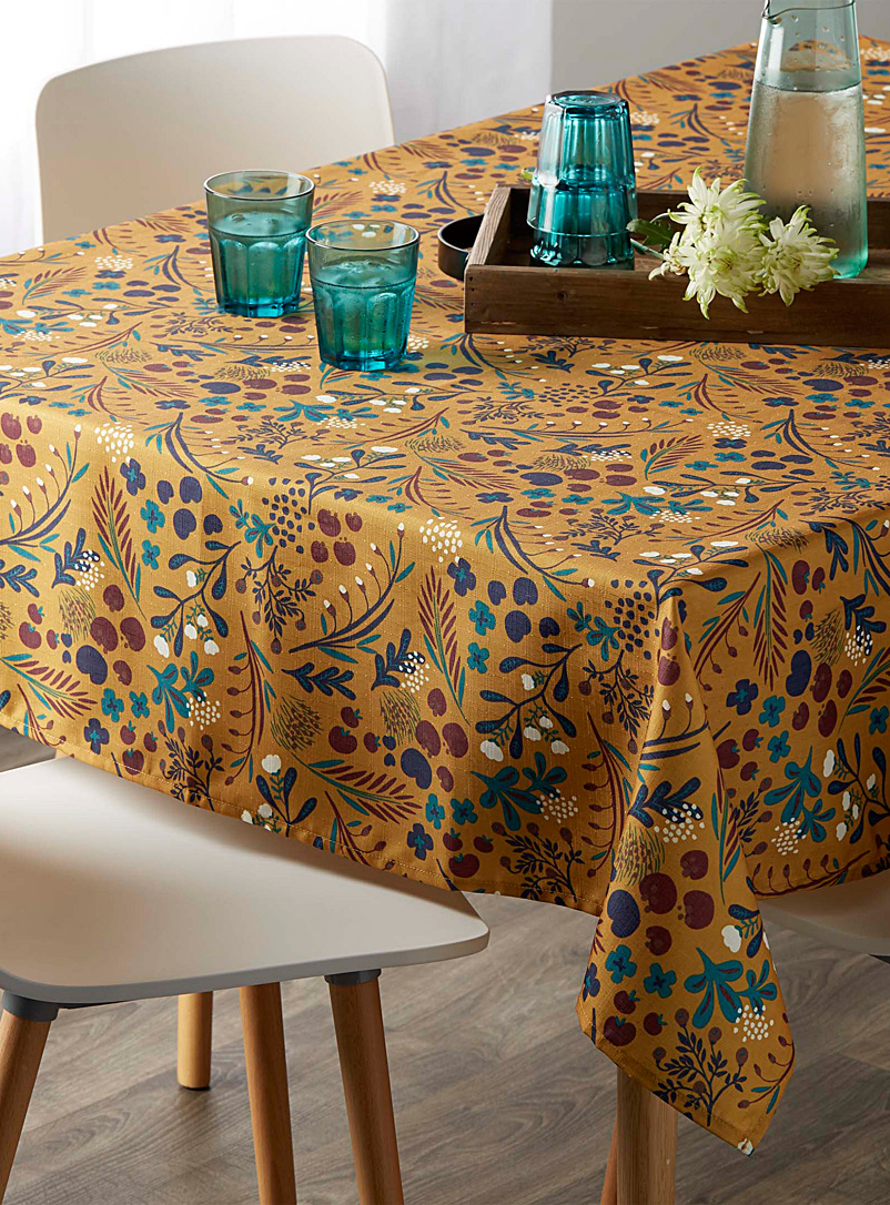 Simons Maison Assorted Mystical garden tablecloth