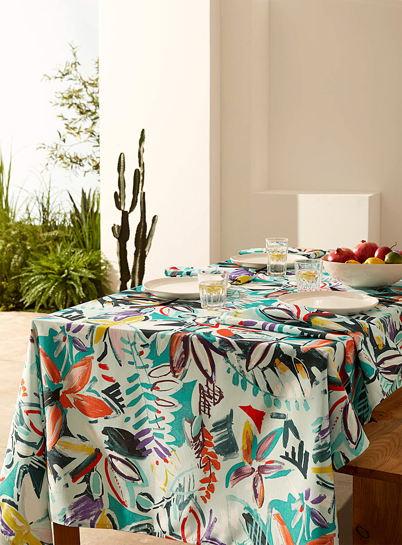 Simons Maison Assorted Painted flowers tablecloth