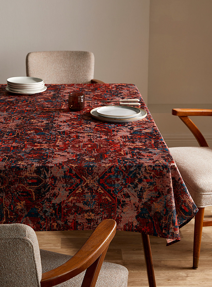 Simons Maison Assorted Persian rug-inspired recycled polyester tablecloth
