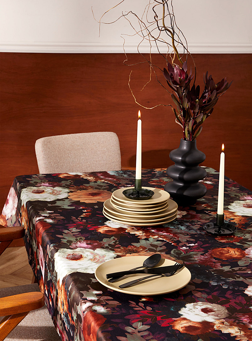 Simons Maison Assorted Opulent flowers recycled polyester tablecloth