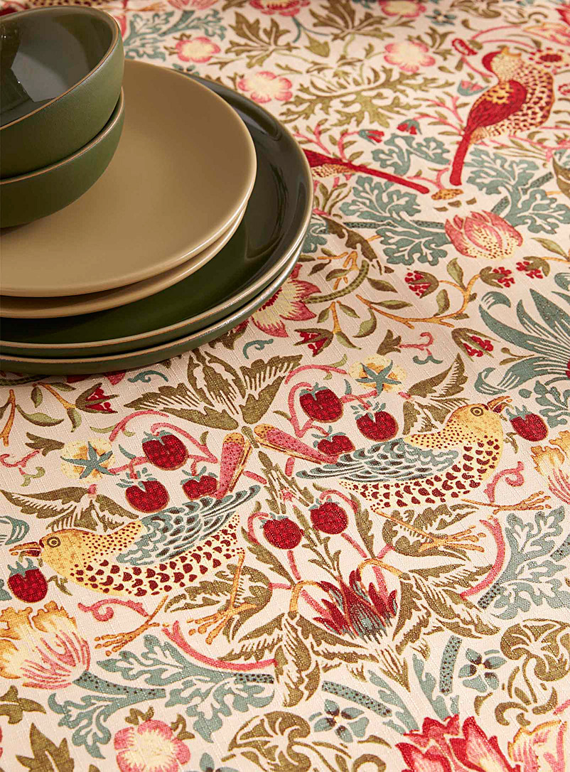 Simons Maison Patterned beige Colourful Strawberry Thief tablecloth