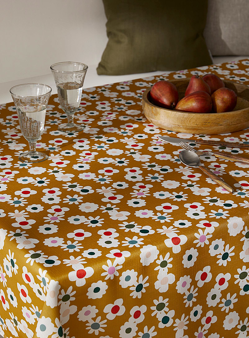 Simons Maison Assorted Retro flowers recycled polyester tablecloth