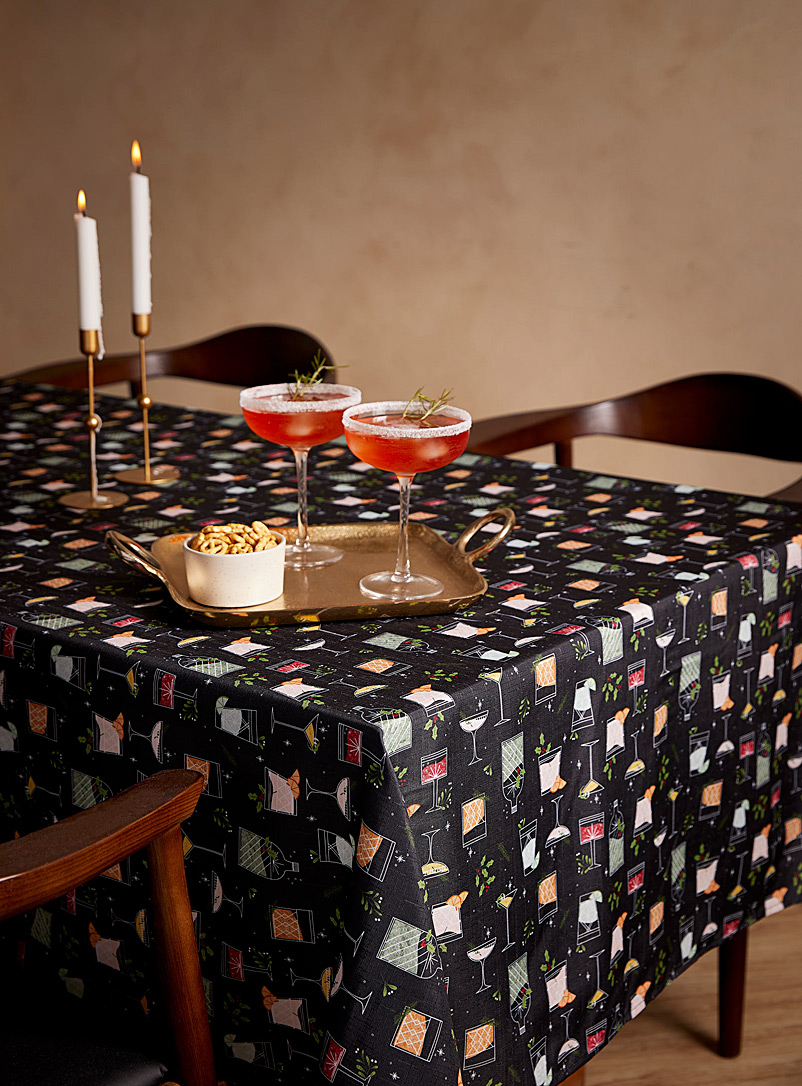 Simons Maison Assorted Festive cocktails recycled polyester tablecloth