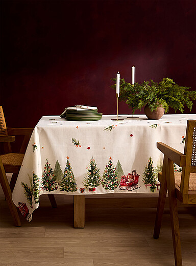 Simons Maison Assorted Holiday sleigh tablecloth <b>Christmas Collection</b>