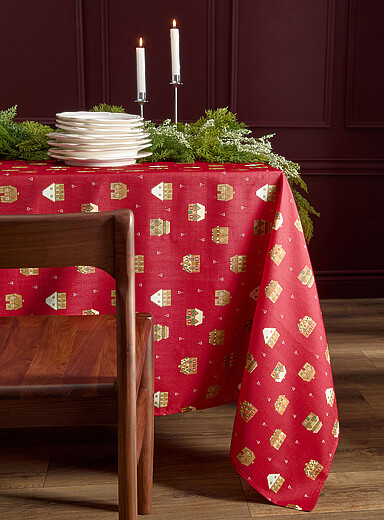 Simons Maison Patterned Red Gingerbread house tablecloth <b>Christmas Collection</b>