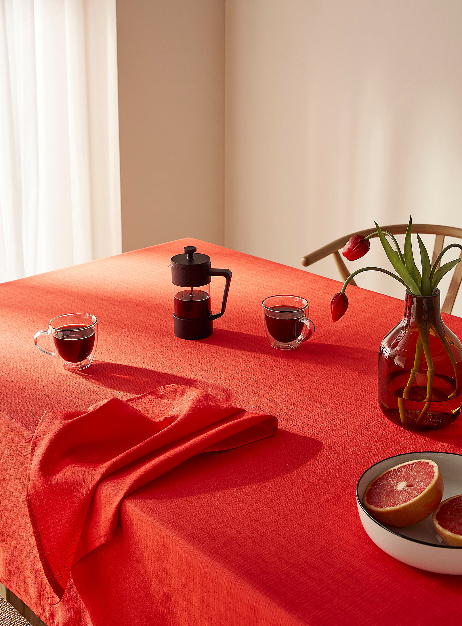 Simons Maison Nasturtium Recycled Polyester Tablecloth In Light Red