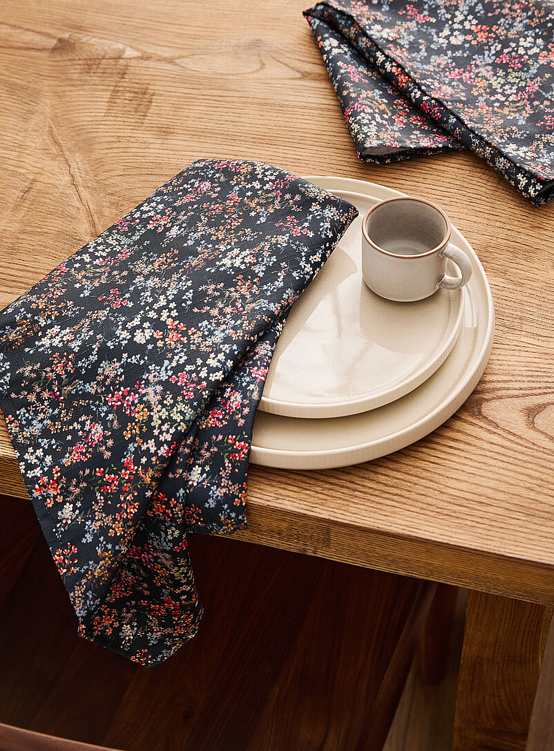 Midnight garden napkins Set of 2 product image (primary)