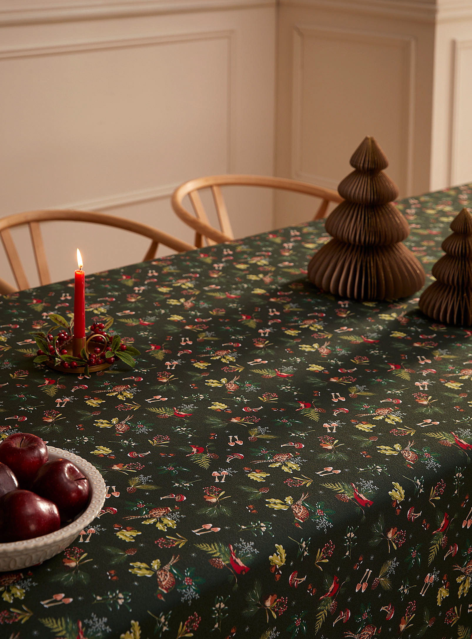 Simons Maison - Enchanted forest recycled polyester tablecloth