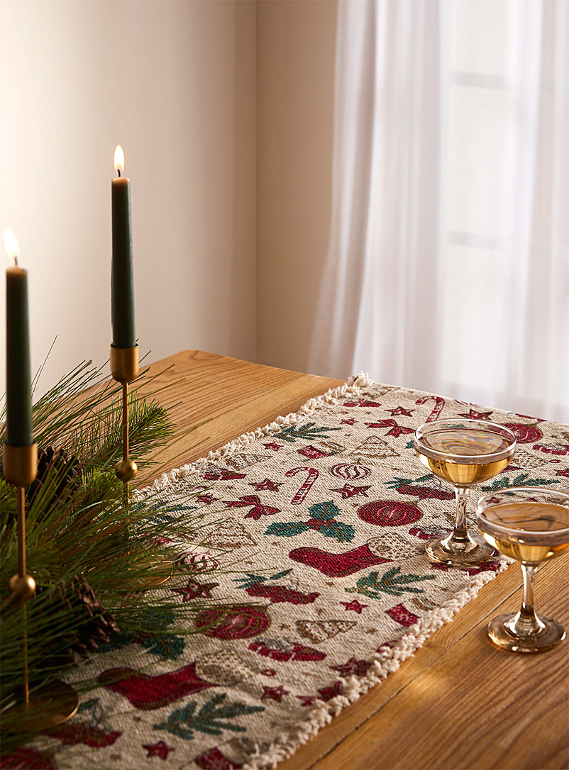 Assorted Table Runners Table Runners | Simons