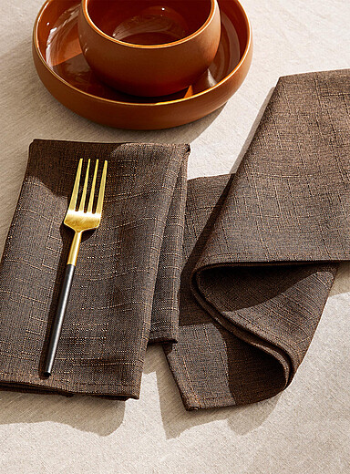 Les serviettes de table chambray brunes Ensemble de 2