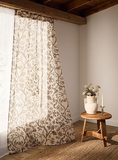 Sepia flowers sheer curtain <b>One panel</b> 140 x 220&nbsp;cm