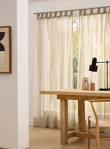 Le voilage texture froiss&eacute;e <b>Un panneau</b> 140 x 220 cm