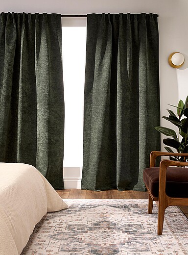 Le rideau coupe-lumi&egrave;re chenille <b>Un panneau</b> 135 x 220 cm