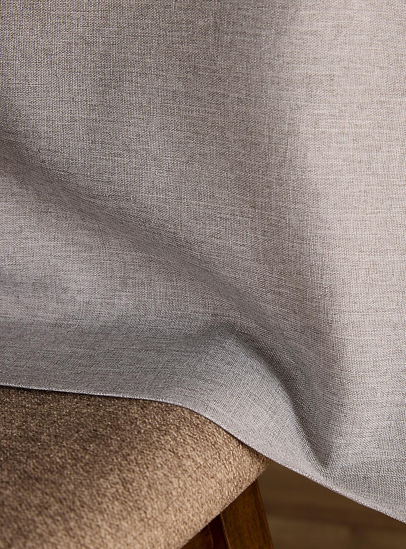 Heather grey jacquard tablecloth product image 2