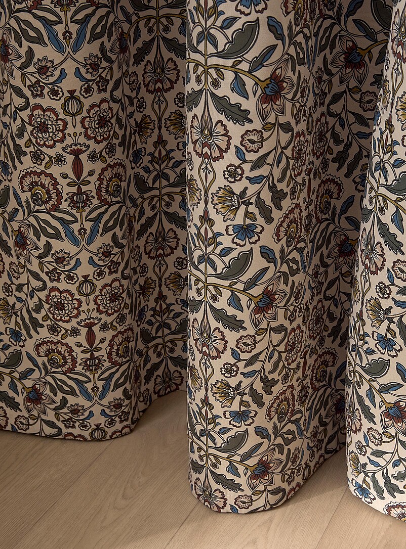 Muted flowers blackout curtain One panel 140 x 220 cm product image 2