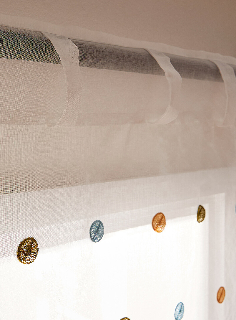 Simons Maison: Le voilage pois brod&eacute;s <b>Un panneau</b> 130 x 220 cm Assorti