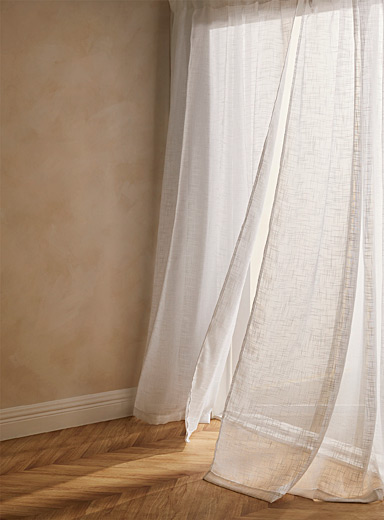 Embroidered flowers sheer curtain Single panel 140 x 220 cm