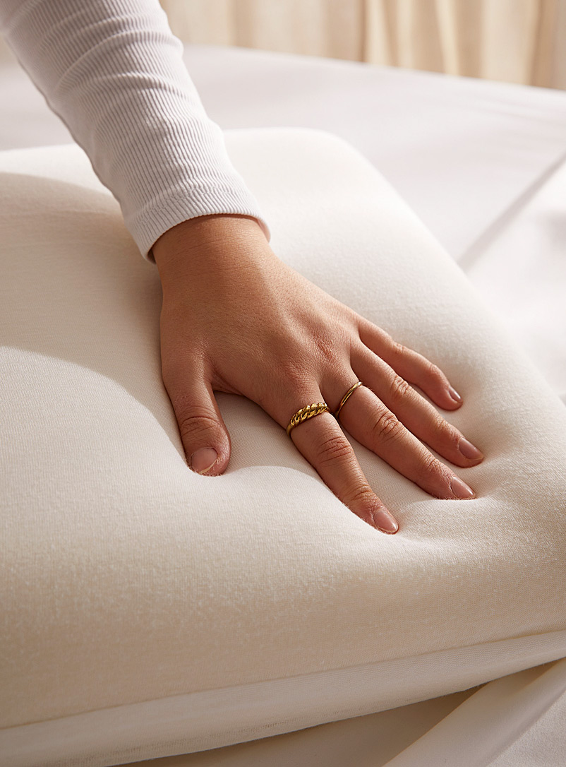 Memory foam pillow Soft support product image 3