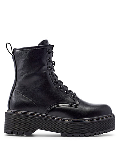 Bettyy lace-up platform boots Women | Steve Madden | All Our Shoes | Simons