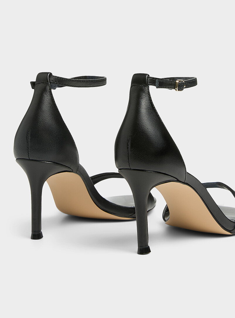 Steve Madden: La sandale &agrave; talon &eacute;pur&eacute;e Necy Femme Dor&eacute; pour femme