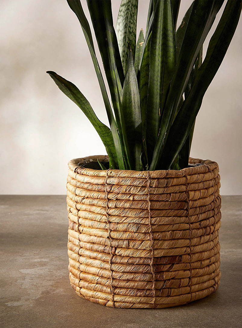 Simons Maison Cream Beige Large twisted water hyacinth planter 8.75 in