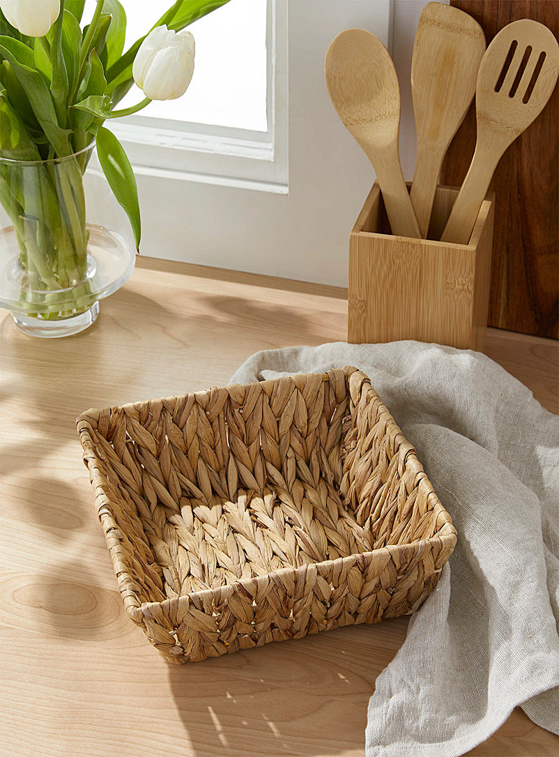Simons Maison Assorted Water hyacinth napkin basket