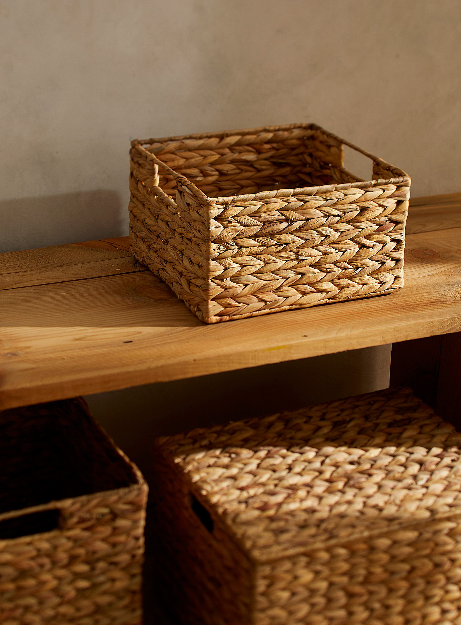 Simons Maison Water Hyacinth Small Storage Basket In Fawn