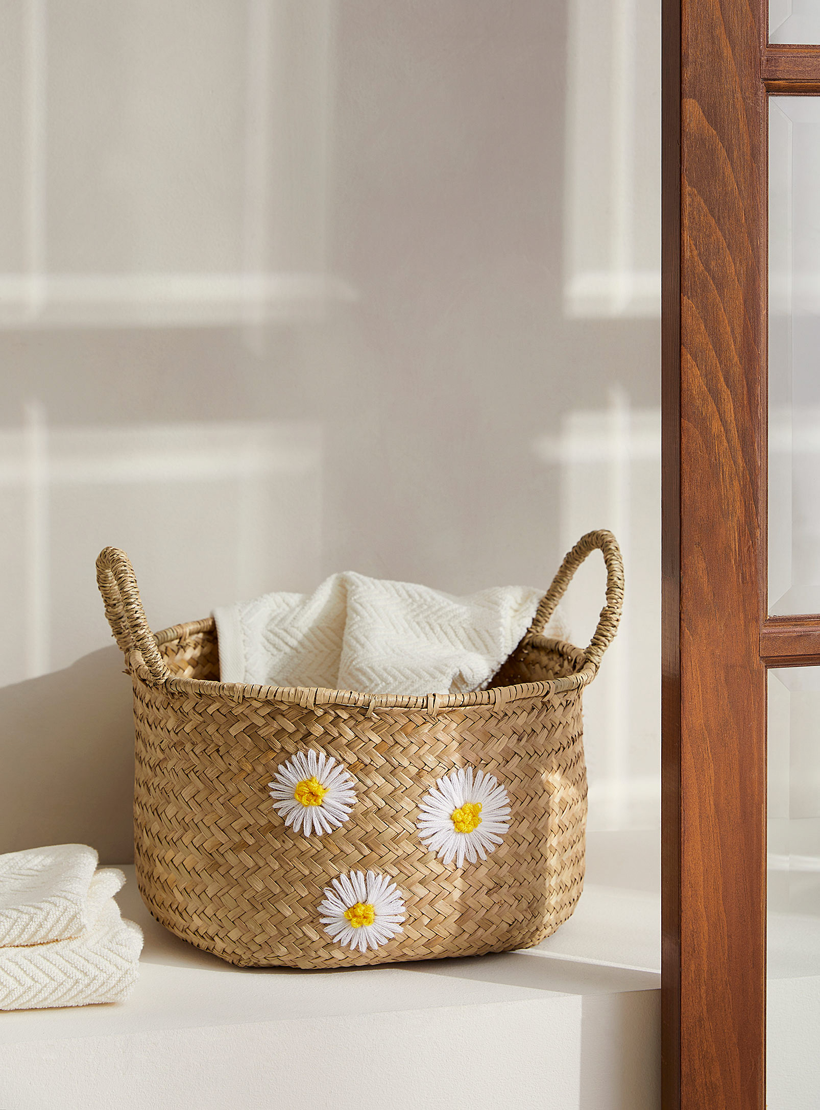 Simons Maison Daisies Braided Basket In Brown