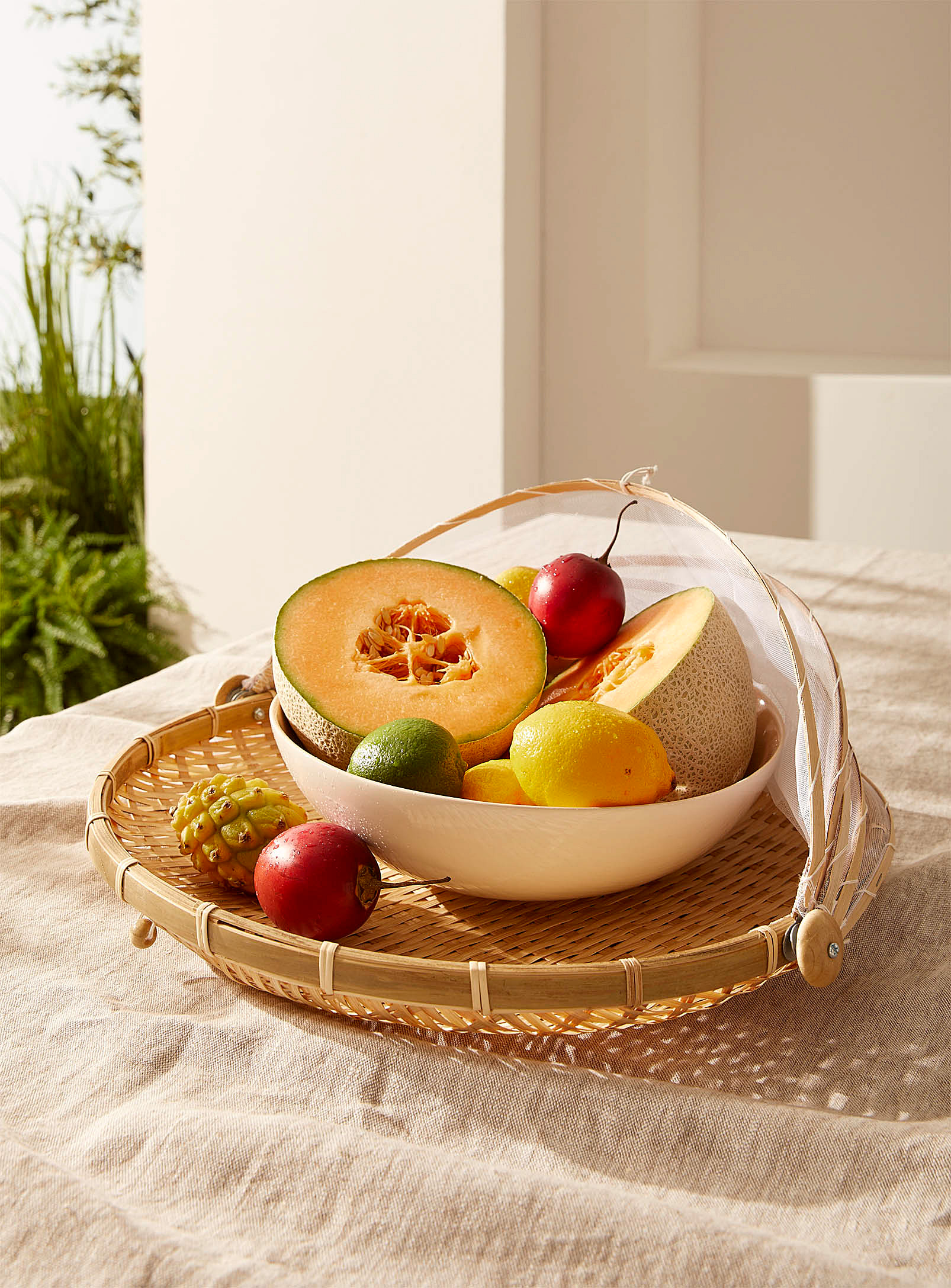 Simons Maison - Bamboo fruit basket with mosquito net