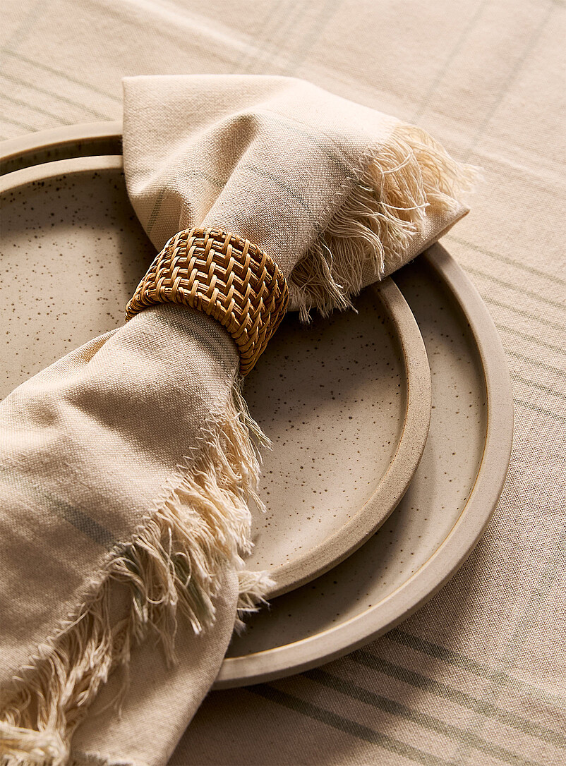 Rattan napkin rings Set of 4 product image (primary)