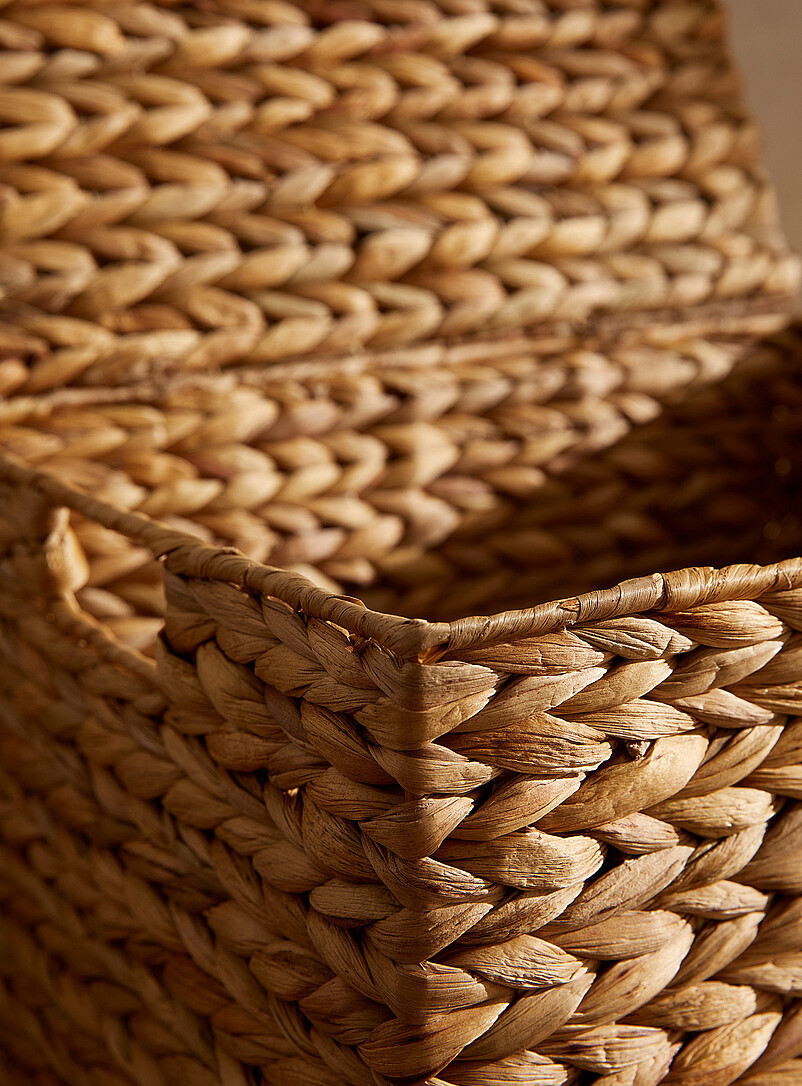 Large water hyacinth storage basket with lid product image 2