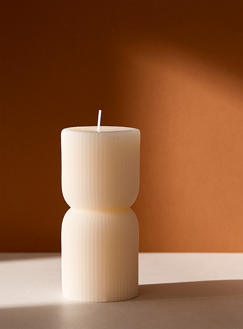 Simons Maison Ivory White Small sculpted pillar candle