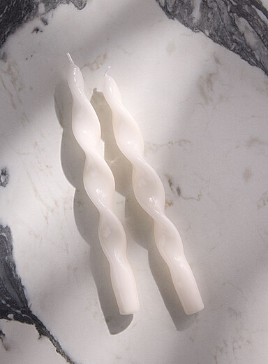 Lacquered twisted candles Set of 2