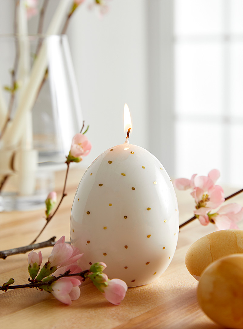 Simons Maison Patterned White Golden polka dot egg candle