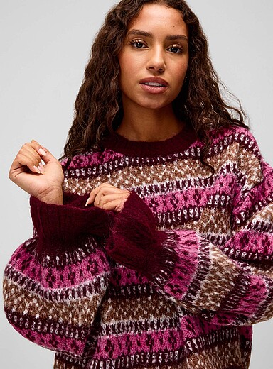 Twik Patterned Red Northern stripes fuzzy sweater for women