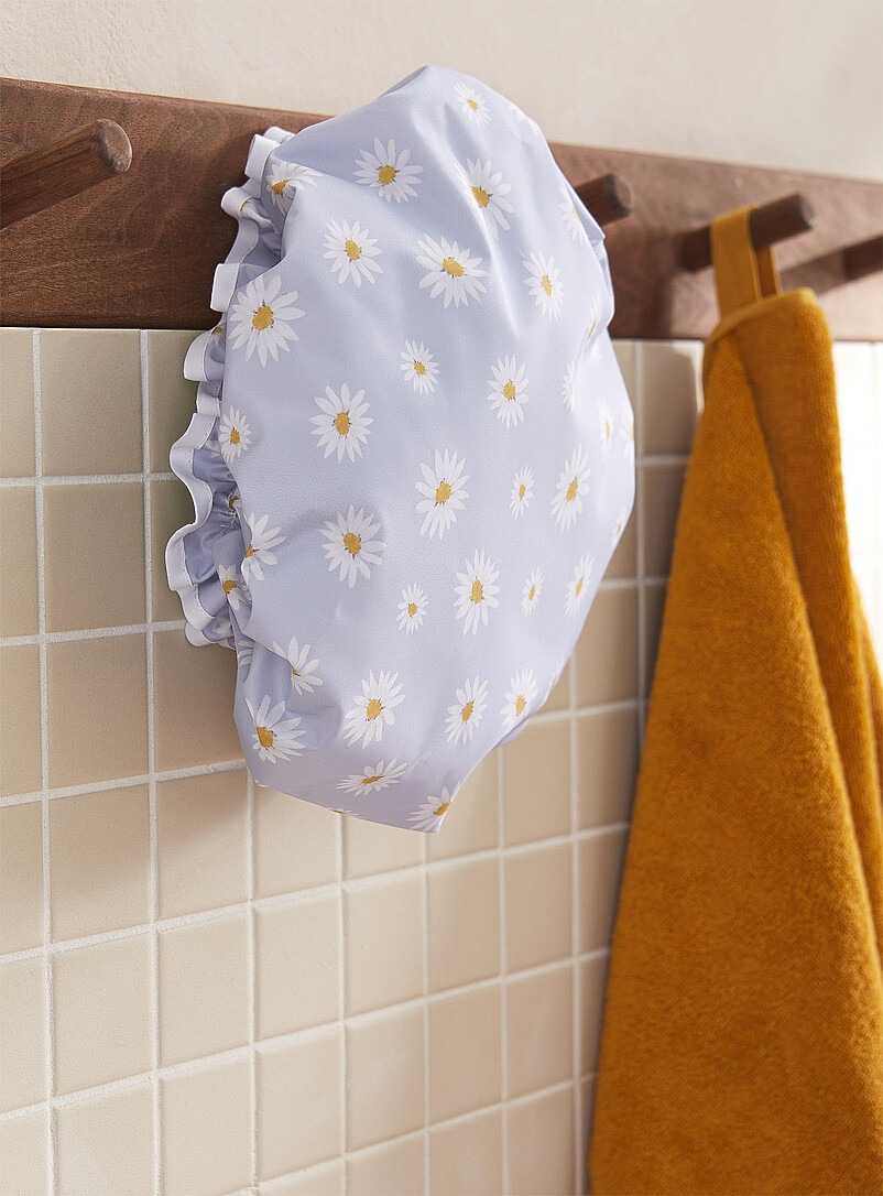 Small Daisies Shower Cap