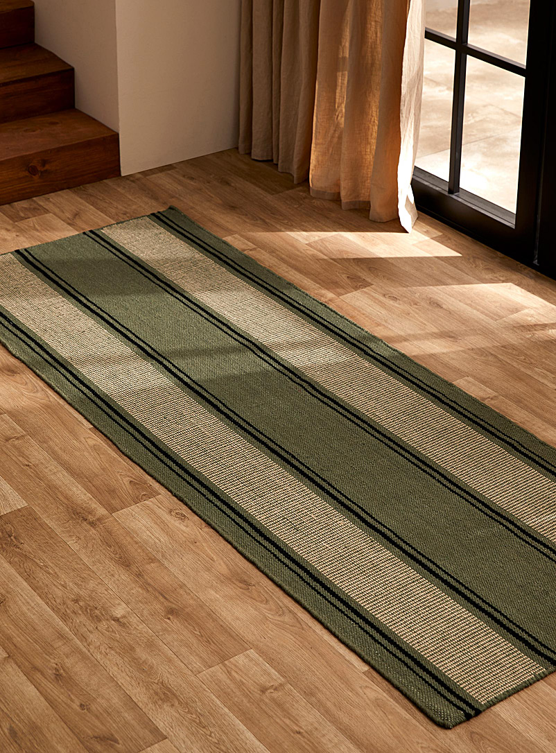 Simons Maison: Le tapis de couloir artisanal rayures végétales 75 x 215 cm Vert à motifs