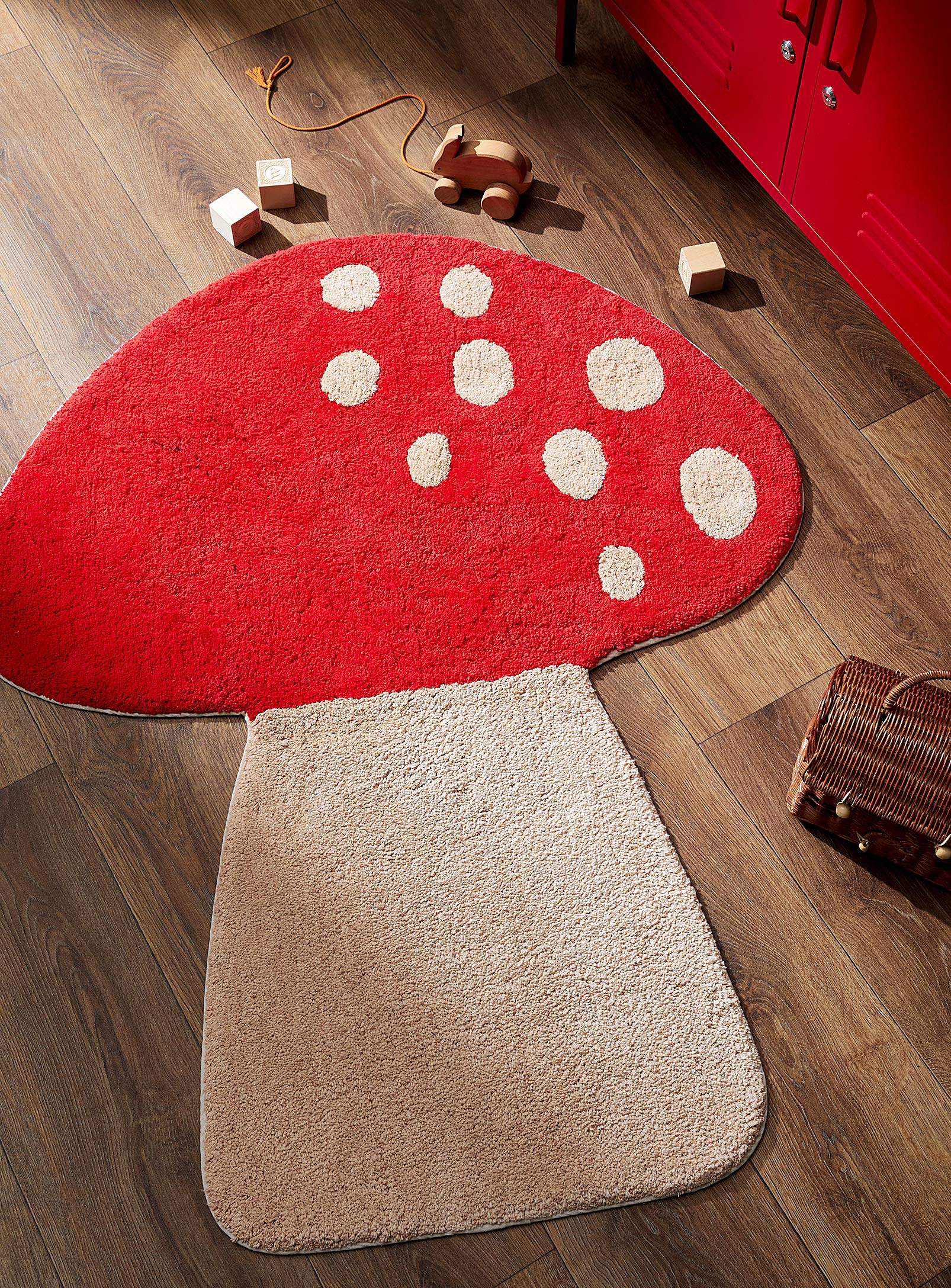 Simons Maison - Red mushroom rug 90 x 120 cm