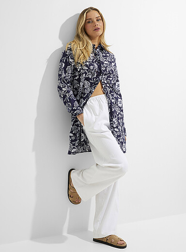 Ic&ocirc;ne Black and White Lush bloom ultra-long shirt for women