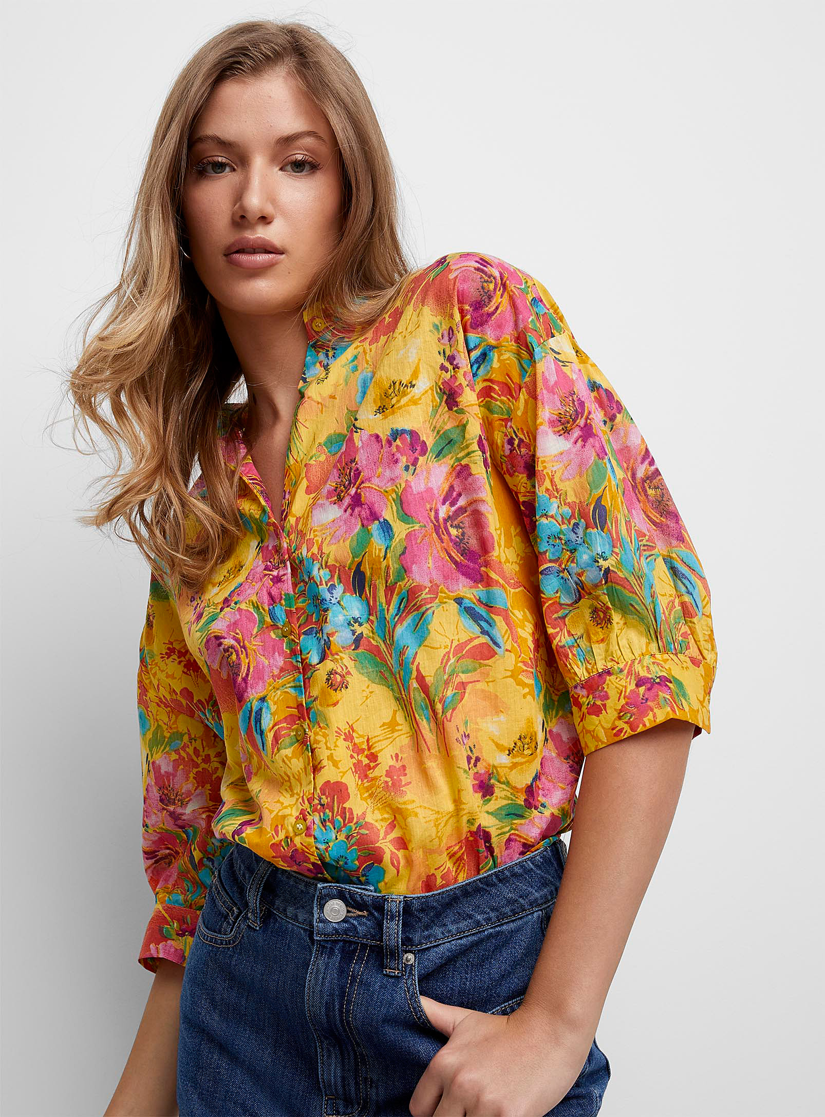 Icone Lush Bloom Officer-collar Shirt In Patterned Yellow