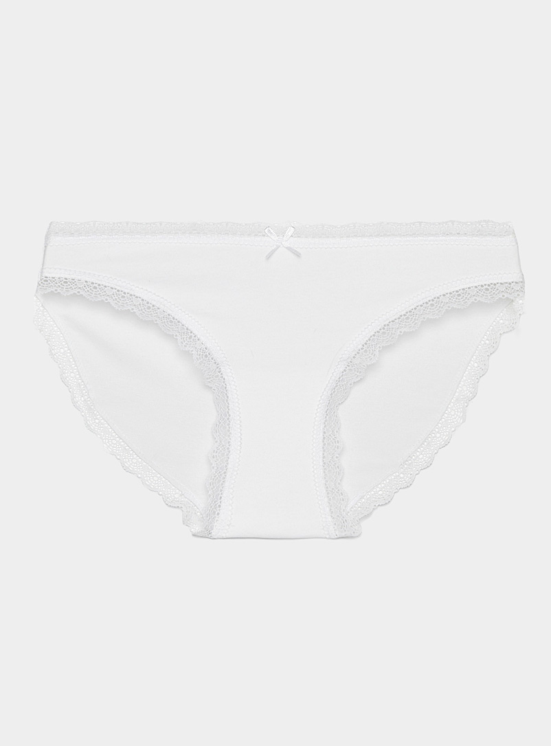 Miiyu White Scalloped edge bikini panty Organic cotton for women