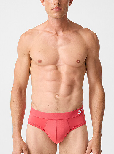 Le 31 Fuchsia Sporty microfibre brief Retransformed polyester for men