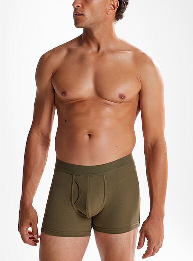 Le 31: Le boxeur long c&ocirc;tel&eacute; extensible 5 po Coton biologique et polyester recycl&eacute; Kaki pour homme