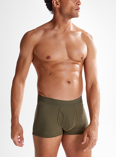 Le 31: Le boxeur court c&ocirc;tel&eacute; extensible 3 po Coton biologique et polyester recycl&eacute; Vert bouteille - Sapin pour homme