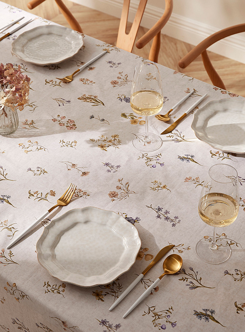 Simons Maison Assorted Wildflowers coated tablecloth