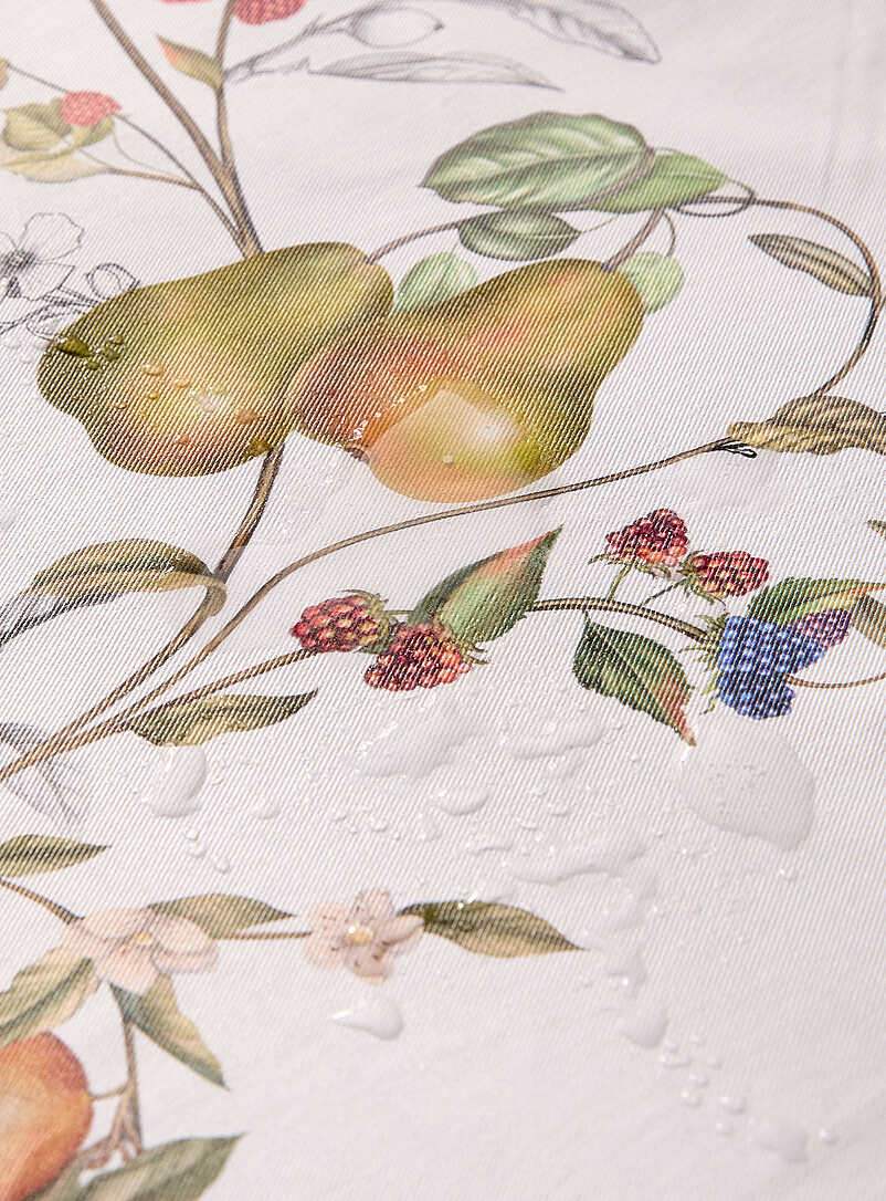 Simons Maison: La nappe enduite fruits des champs Blanc &agrave; motifs